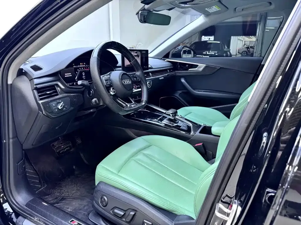 Audi A4 (Import) — фото 4