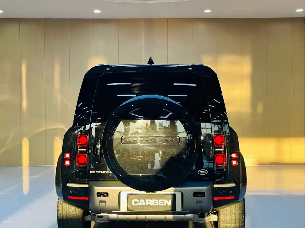 Land Rover Defender — фото 7