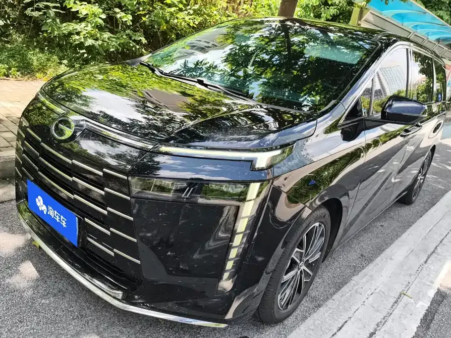 GAC Motor Trumpchi E8 — фото 1