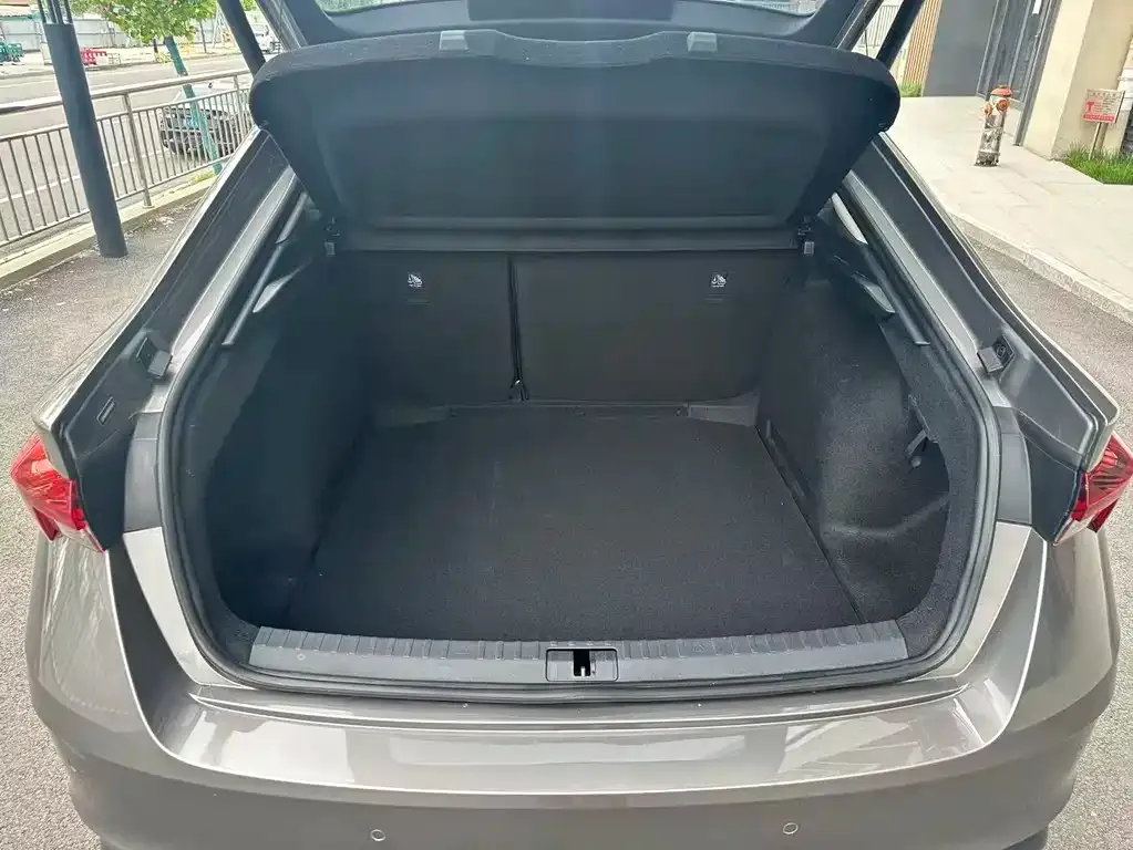 Skoda Octavia — фото 5