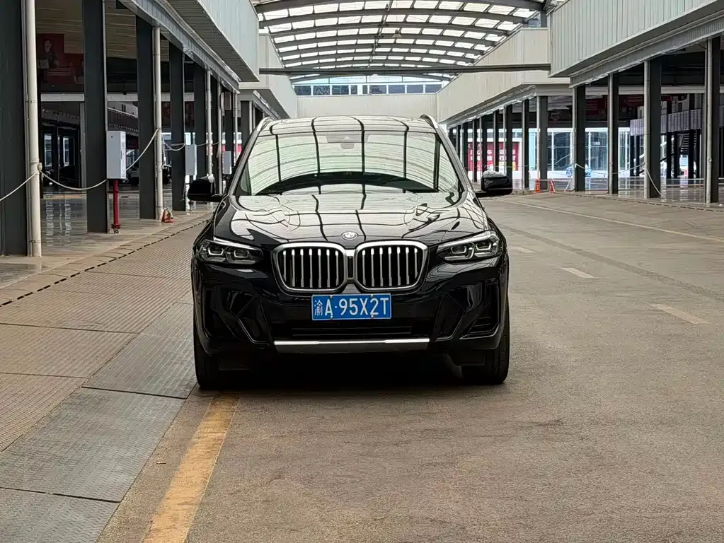 BMW X3 — фото 10