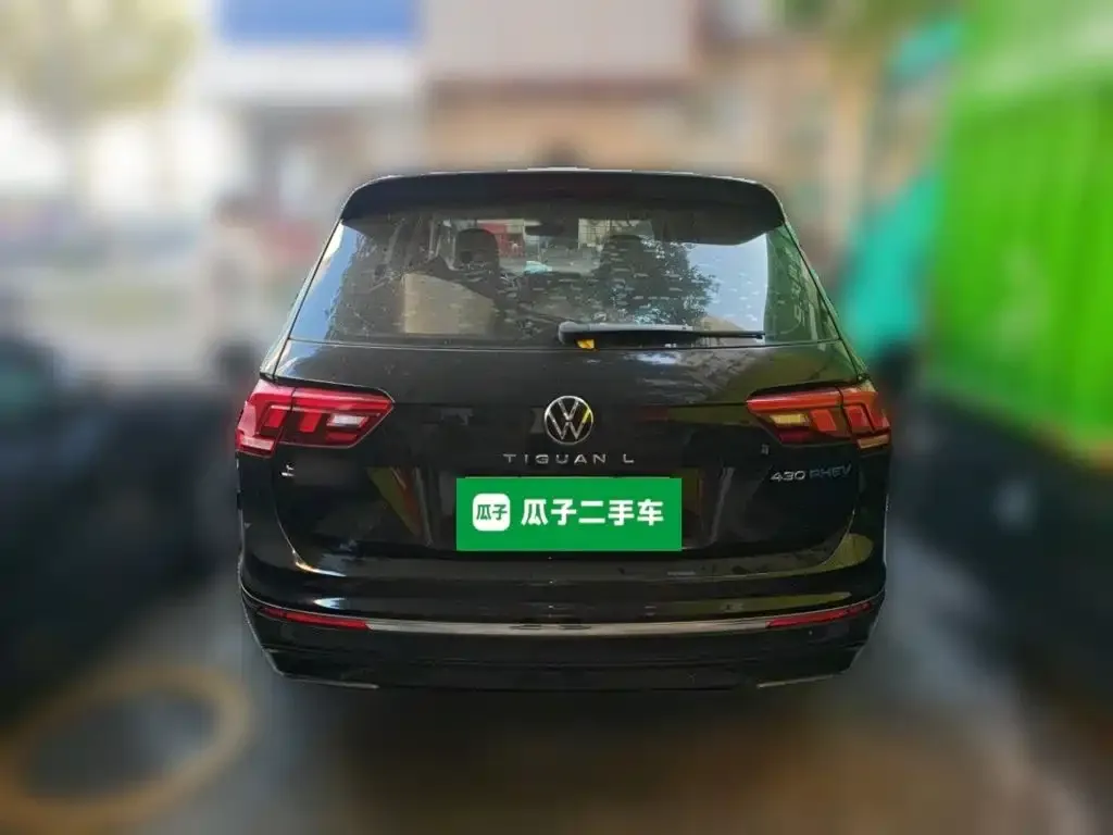 Volkswagen Tiguan L PHEV — фото 3