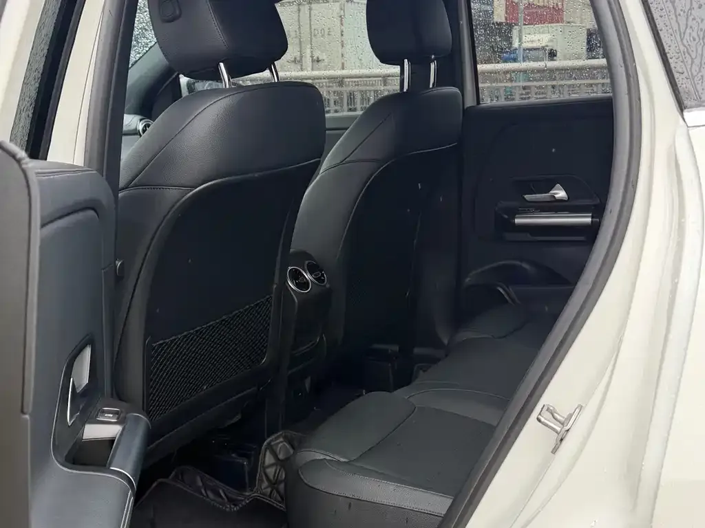 Mercedes-Benz GLA — фото 5