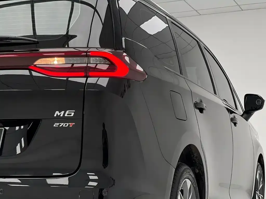 GAC Motor Trumpchi M6 — фото 4