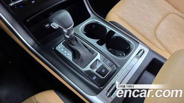 Kia Carnival — фото 10
