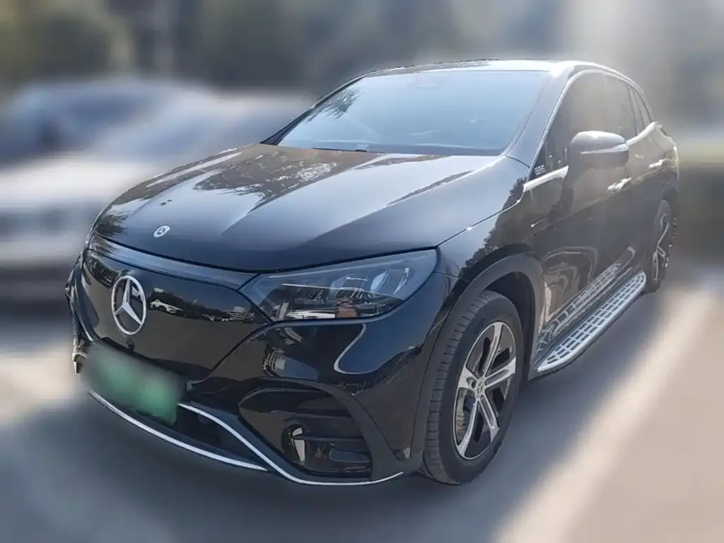 Mercedes-Benz EQE SUV — фото 3