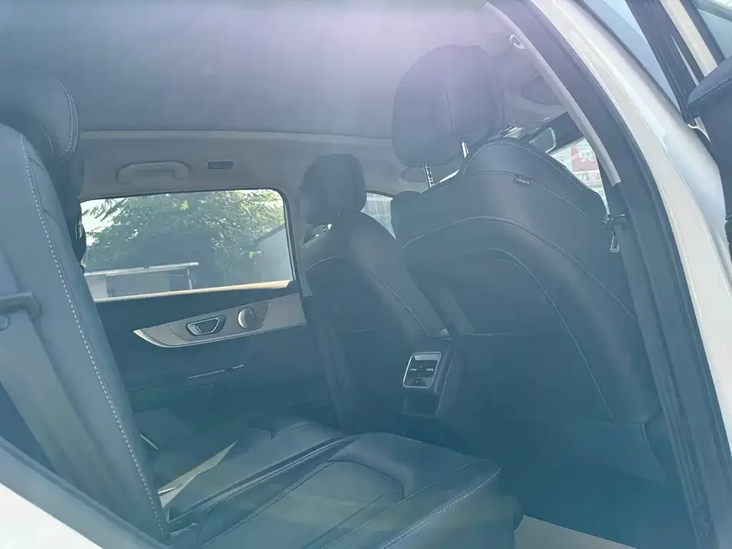 Chery Tiggo 8 PRO — фото 2