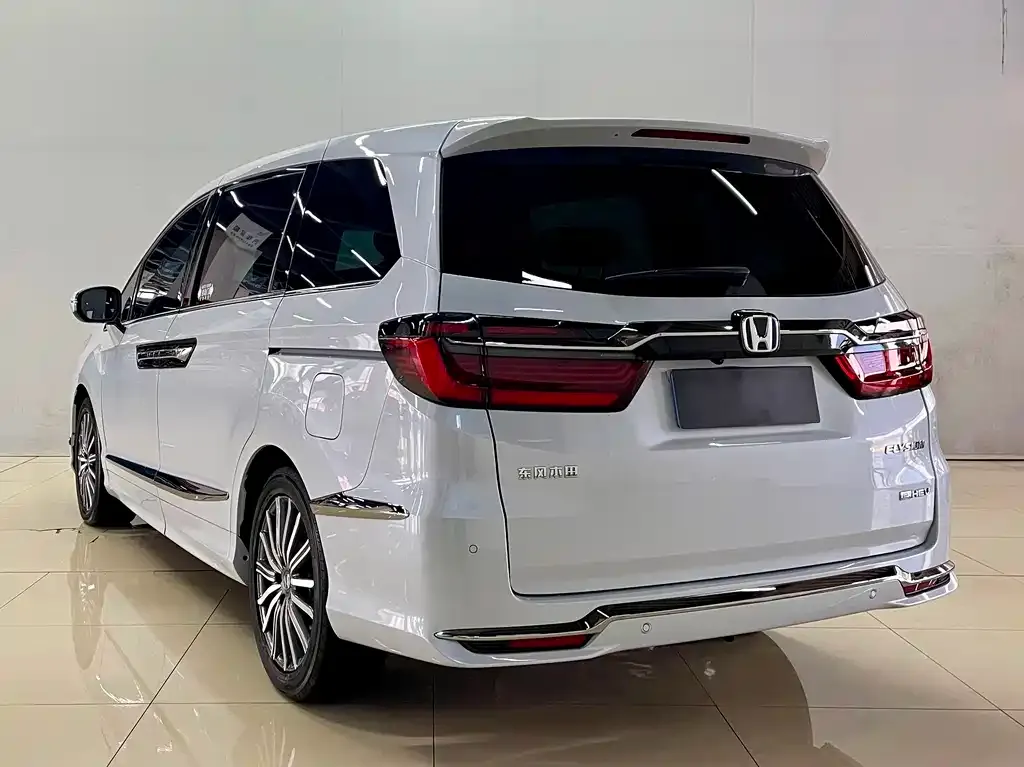 Honda Elysion — фото 4