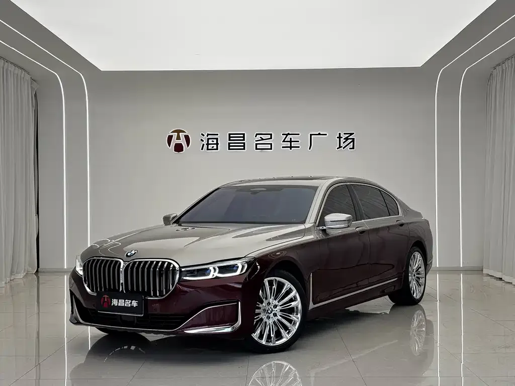 BMW 7 Series — фото 1