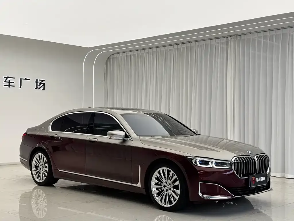 BMW 7 Series — фото 9
