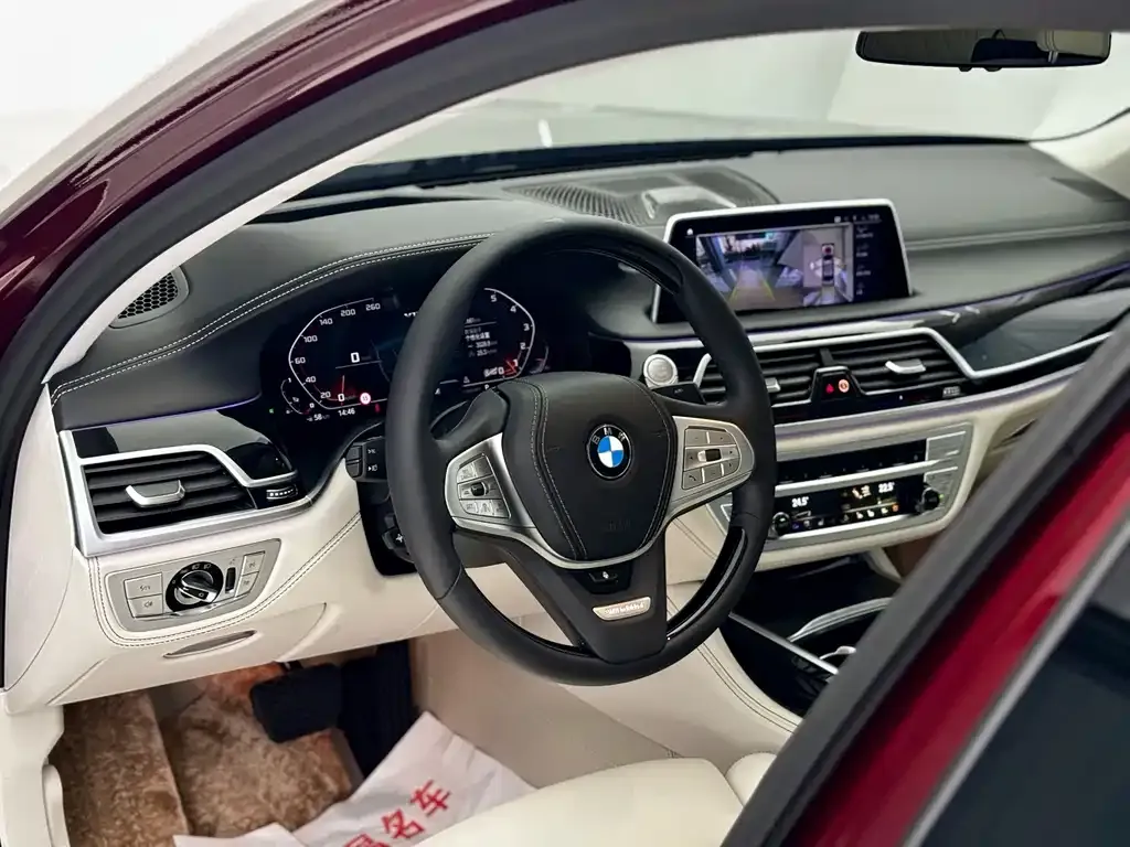 BMW 7 Series — фото 5