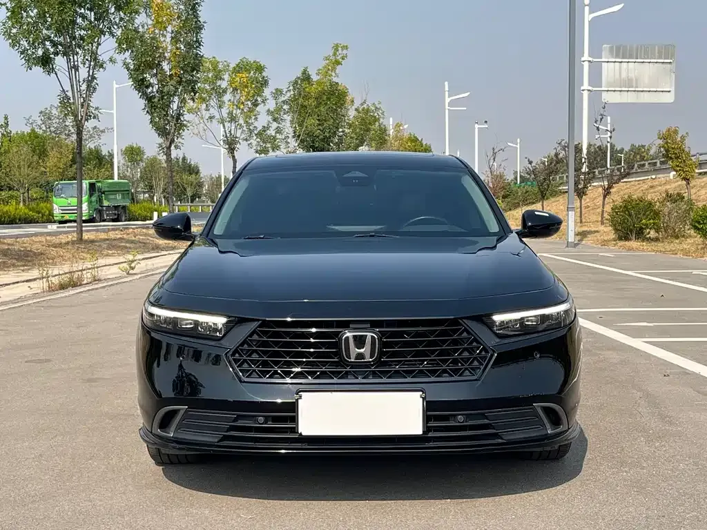 Honda Accord — фото 5