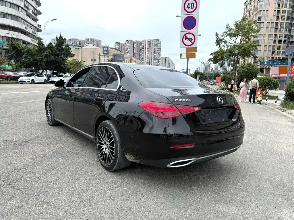 Mercedes-Benz C-Class — фото 10