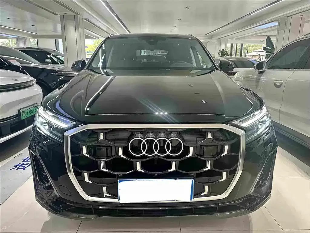 Audi Q7 — фото 2