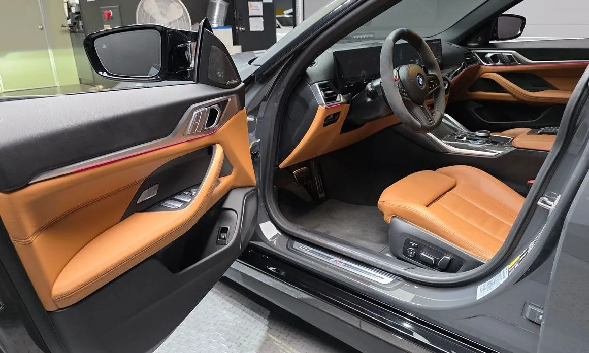 BMW i4 — фото 9