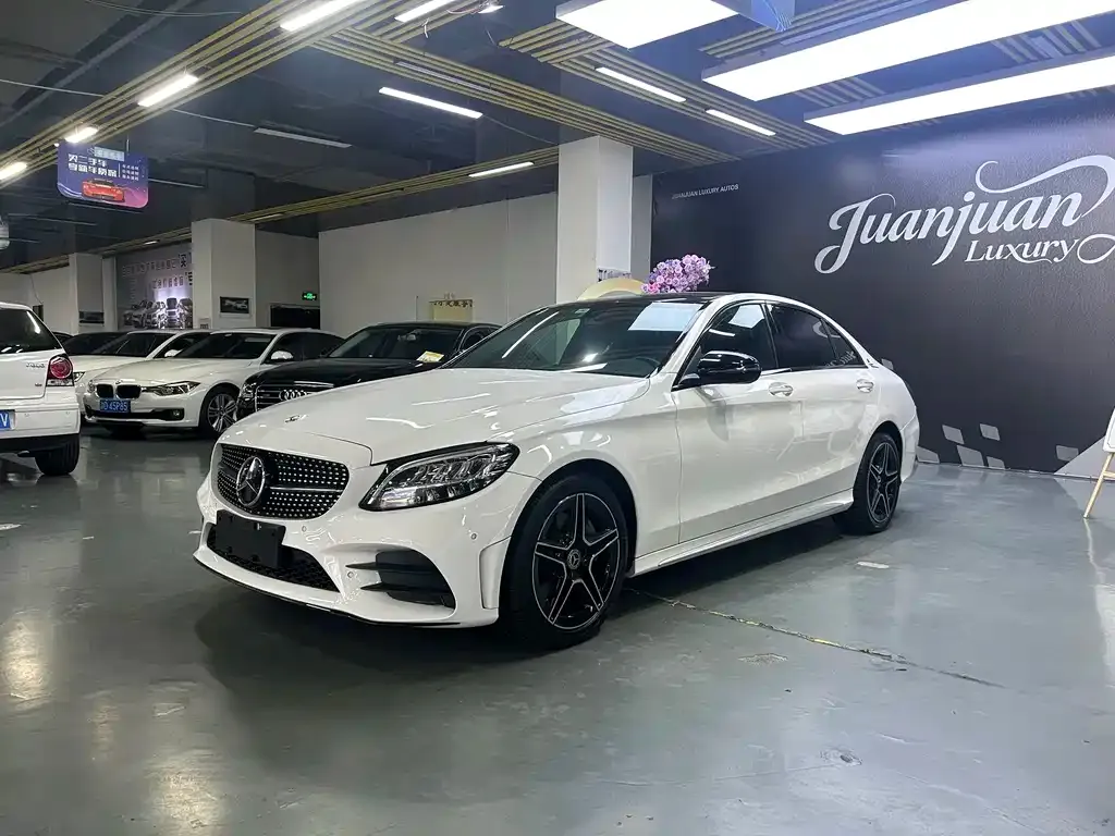 Mercedes-Benz C-Class — фото 1