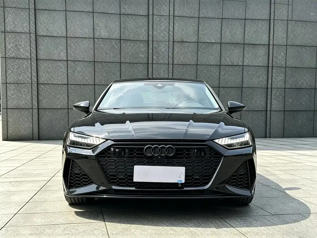 Audi A7L — фото 9