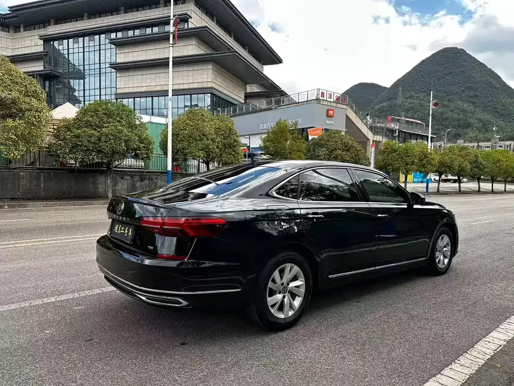 Volkswagen Passat — фото 3