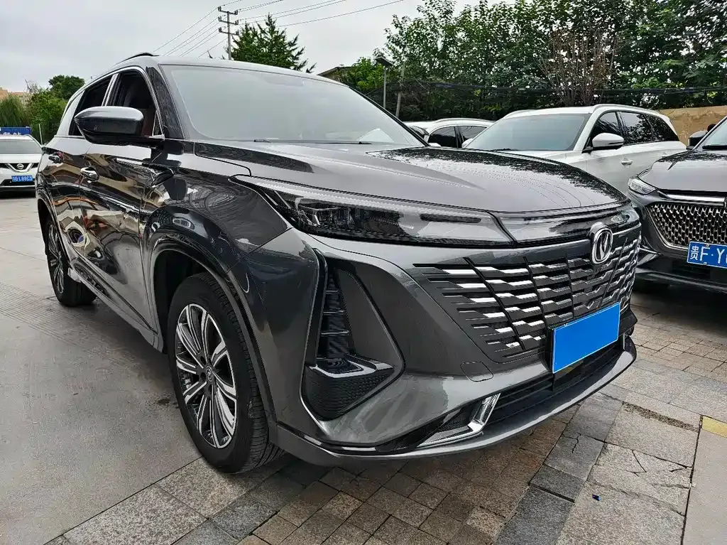 Changan CS75 PLUS — фото 8