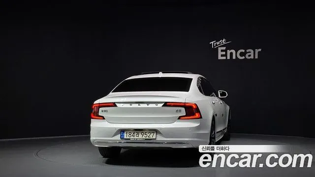 Volvo S90 — фото 2