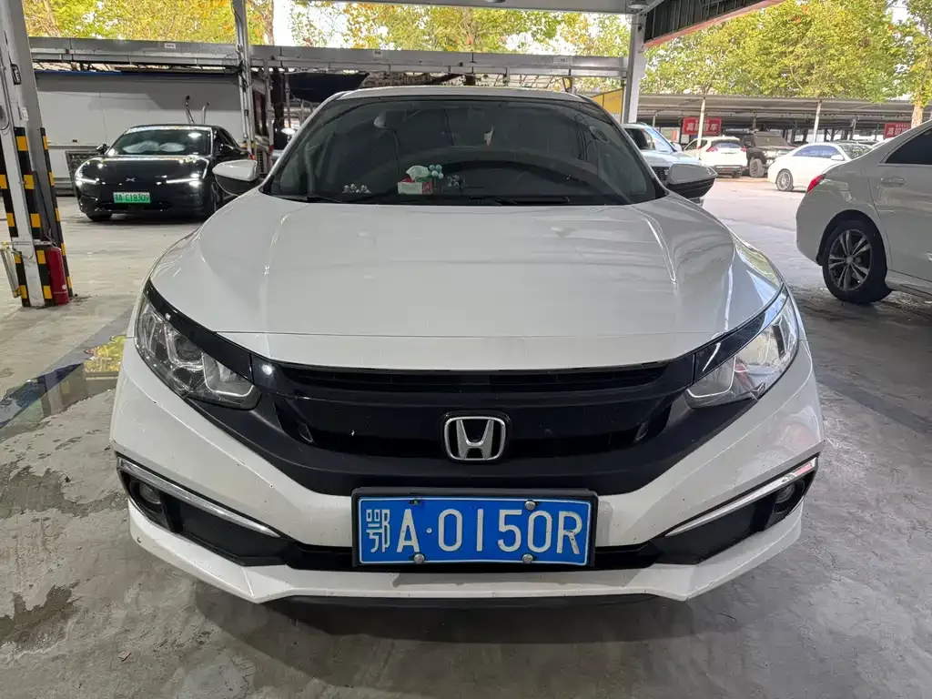 Honda Civic — фото 7