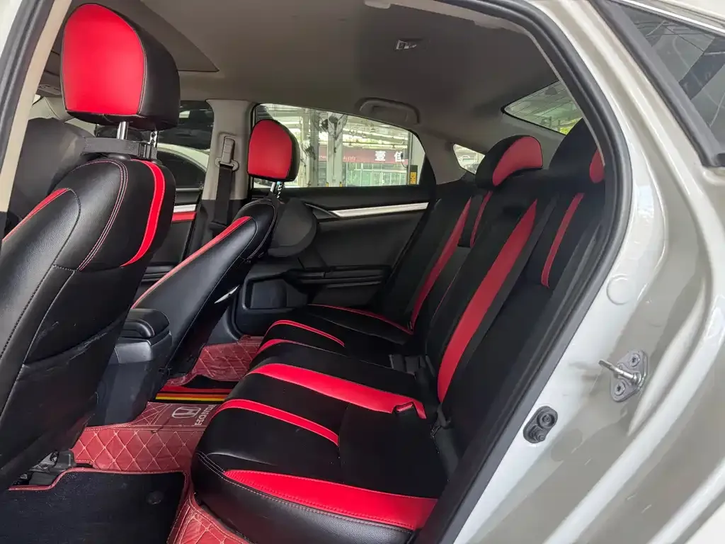 Honda Civic — фото 3
