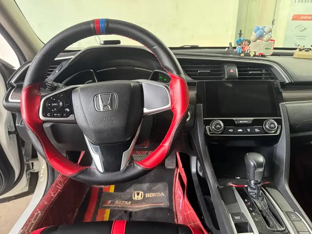 Honda Civic — фото 8