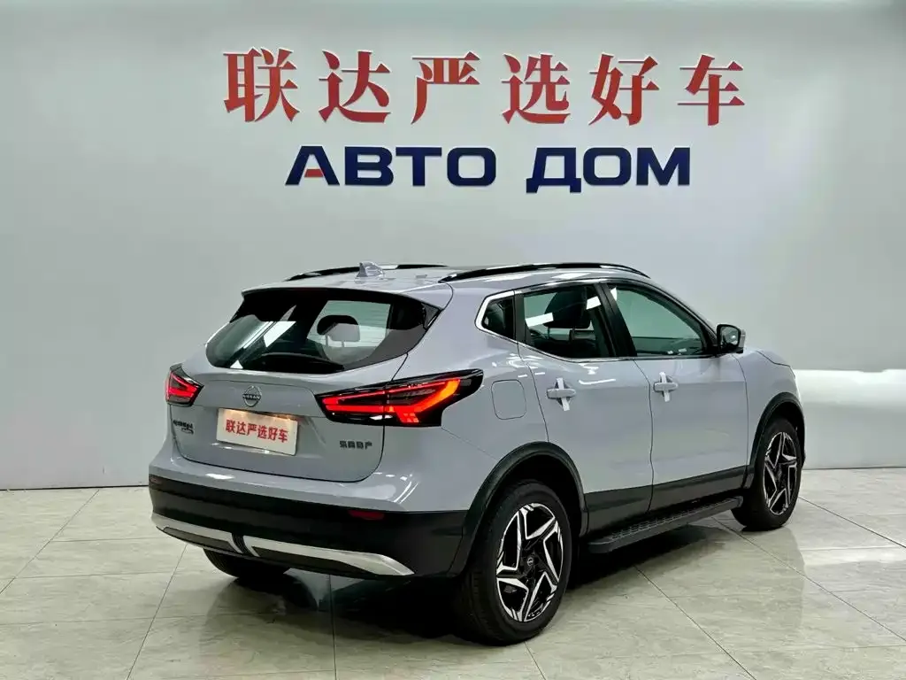 Nissan Qashqai — фото 10