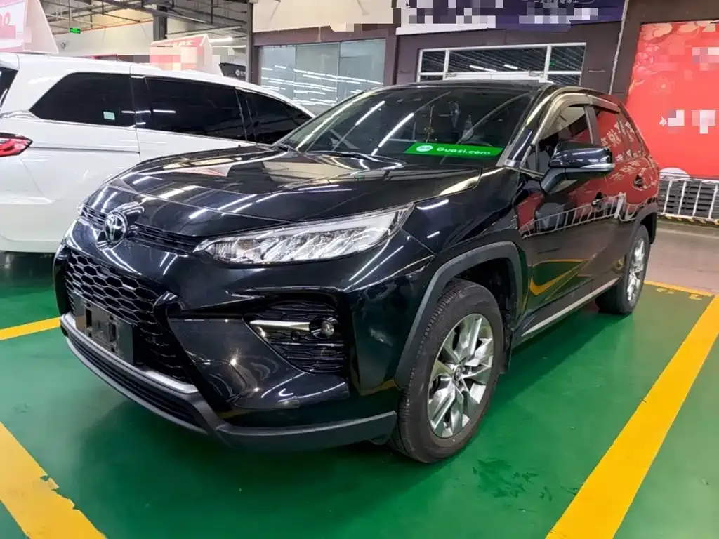 Toyota Wildlander — фото 1