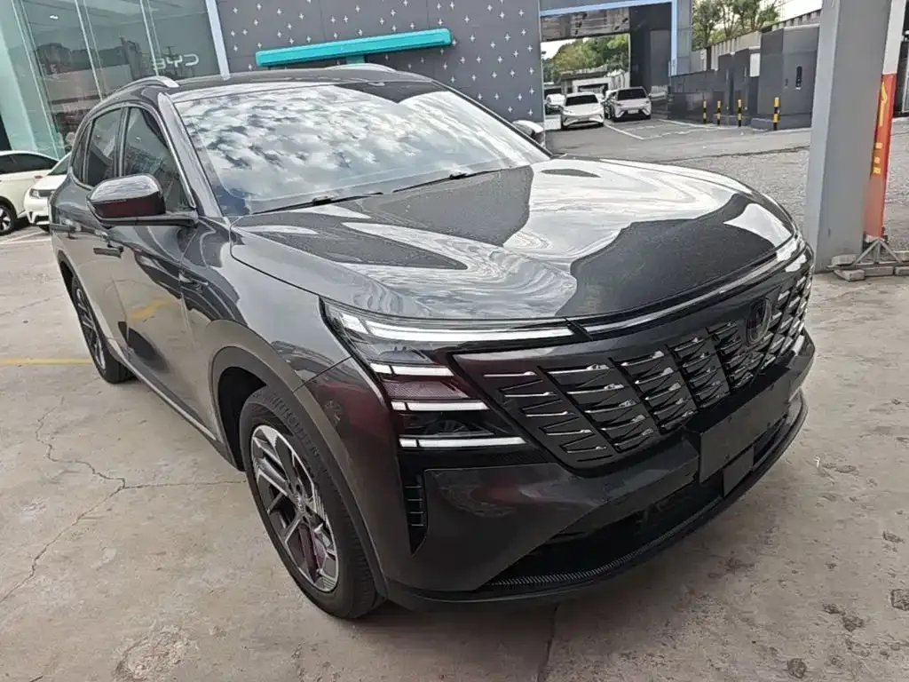 Changan CS75 PLUS — фото 9