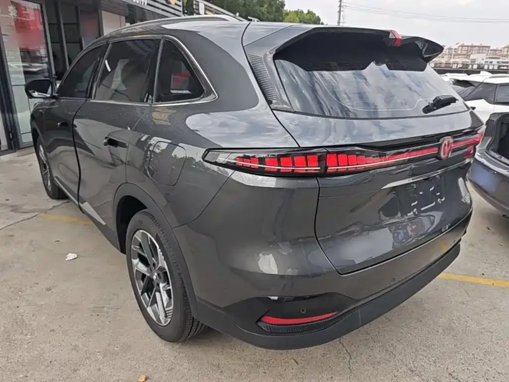 Changan CS75 PLUS — фото 8