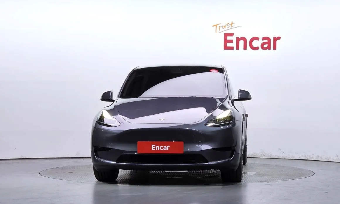 Tesla Model Y — фото 6