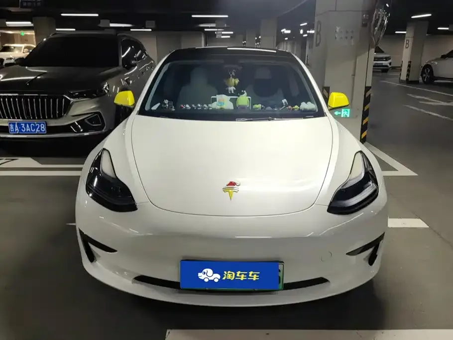 Tesla Model 3 — фото 4