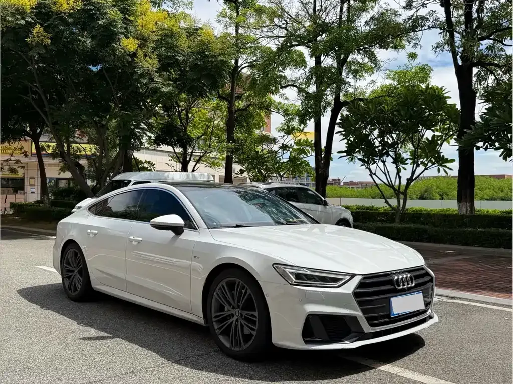 Audi A7 — фото 7