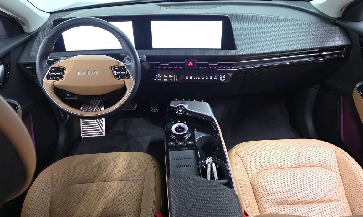 Kia EV6 — фото 7
