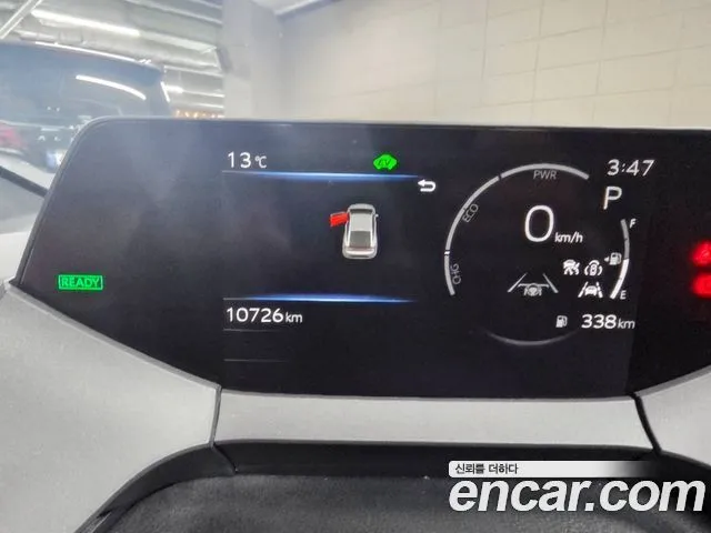 Toyota Prius — фото 2