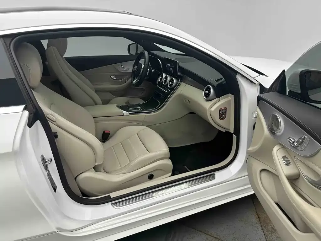 Mercedes-Benz C-Class (Import) — фото 5