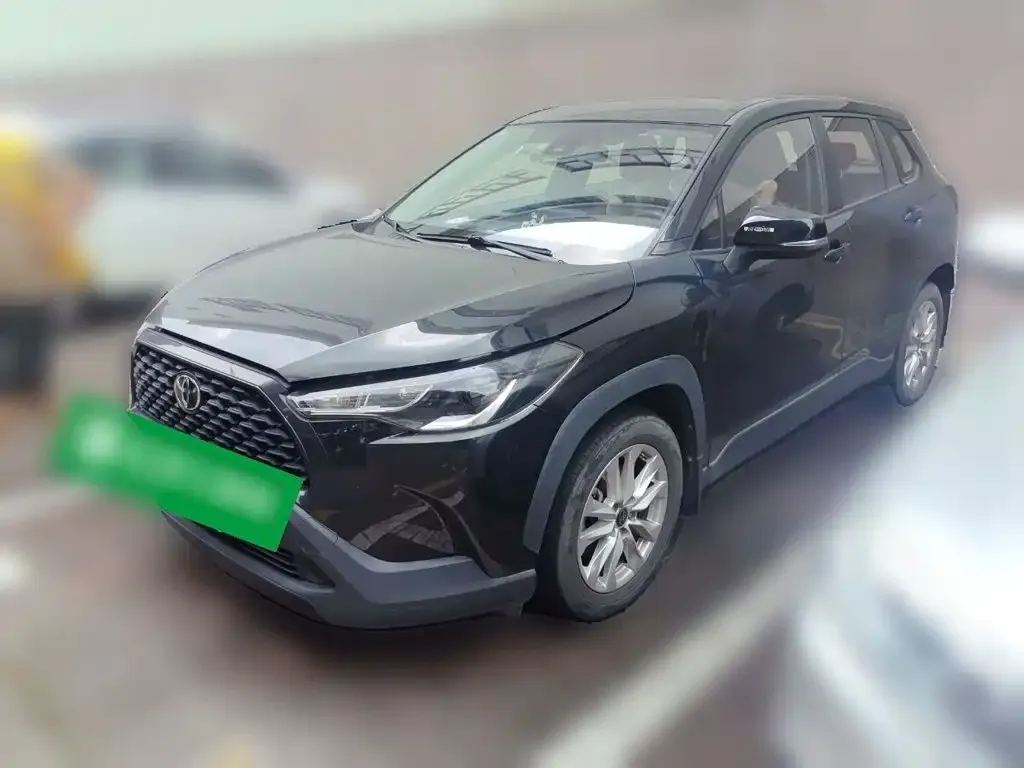 Toyota Corolla Cross — фото 1