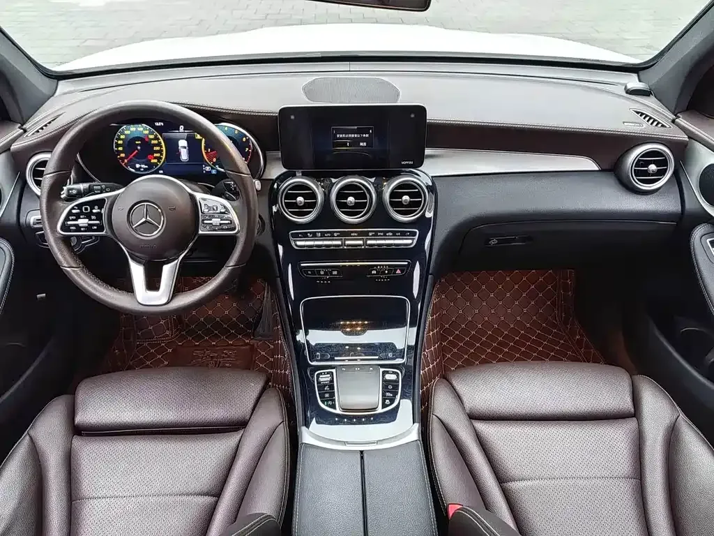 Mercedes-Benz GLC — фото 5