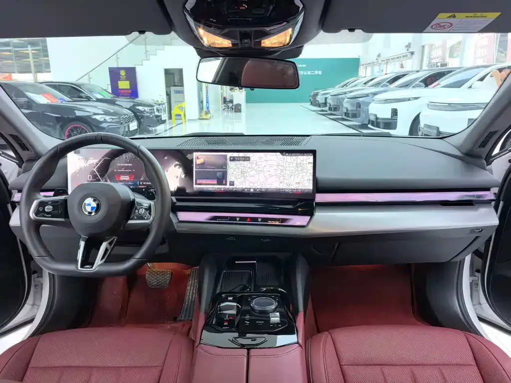 BMW 5 Series — фото 10