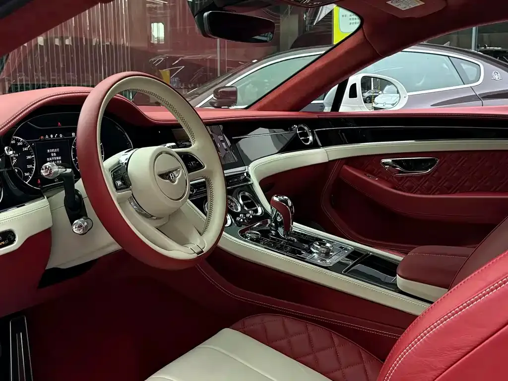 Bentley Continental — фото 4