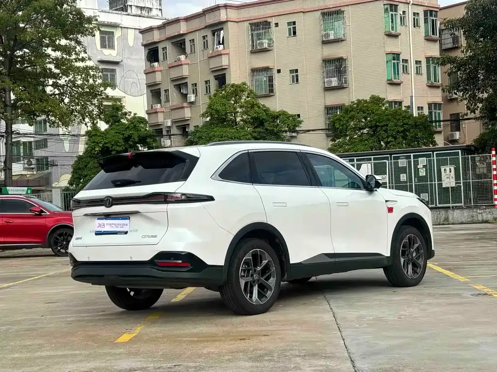 Changan CS75 PLUS — фото 6