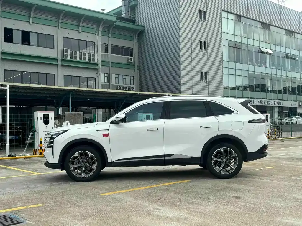 Changan CS75 PLUS — фото 9