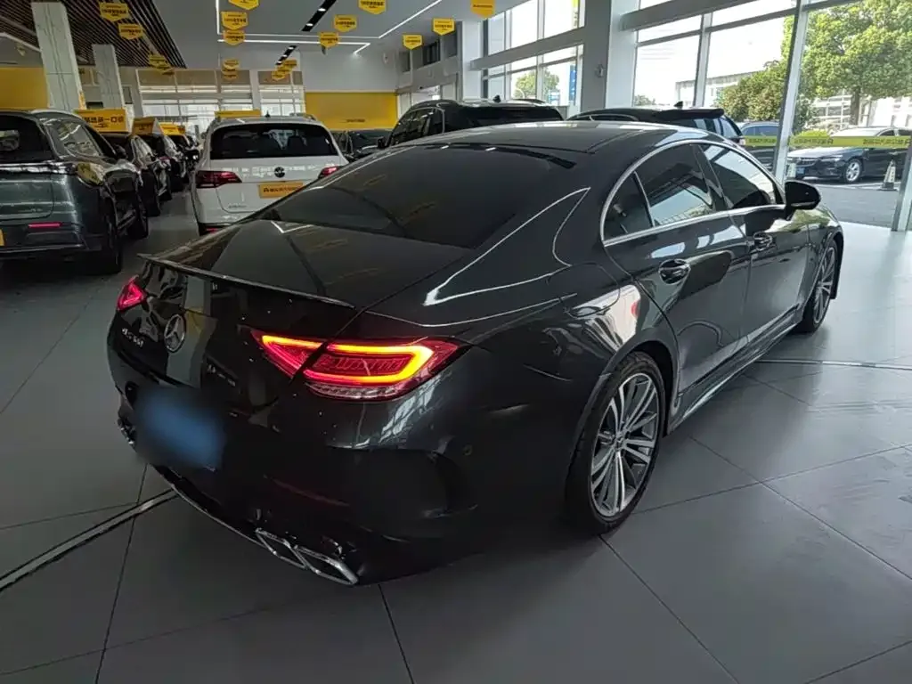 Mercedes-Benz CLS — фото 9