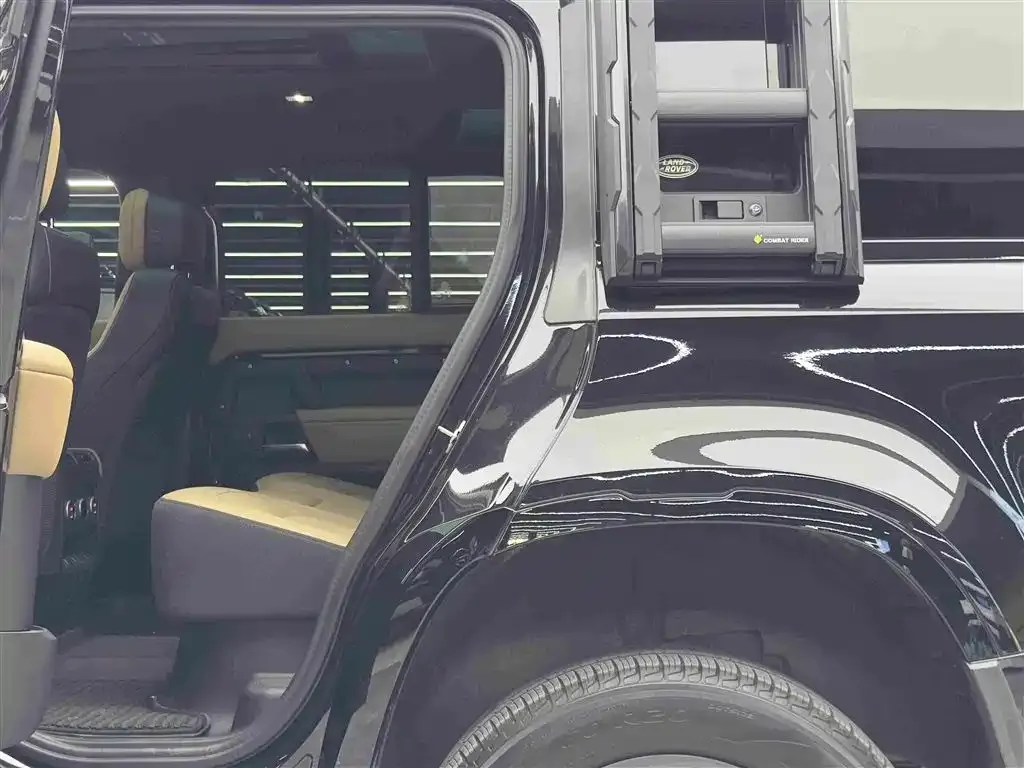 Land Rover Defender — фото 5