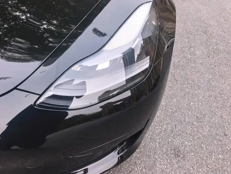 Tesla Model 3 — фото 2