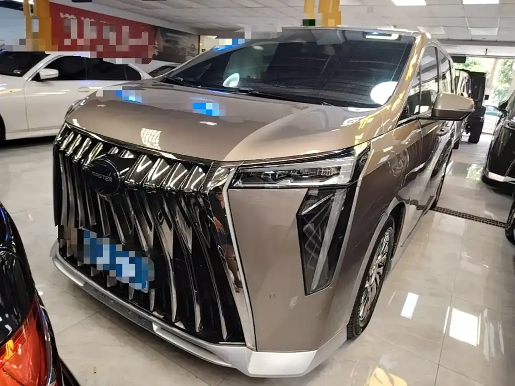 GAC Motor Trumpchi M8 — фото 1