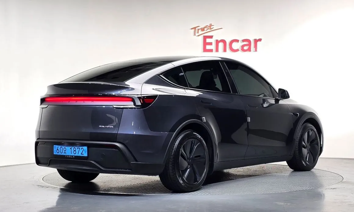 Tesla Model Y — фото 4