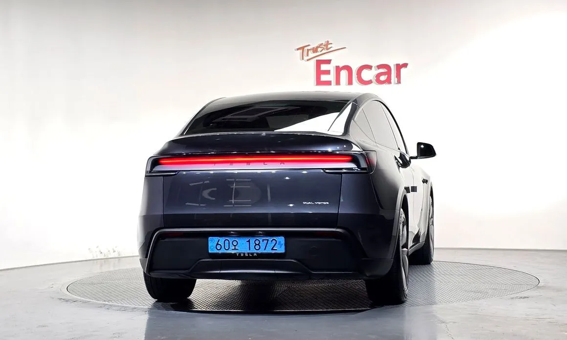 Tesla Model Y — фото 2