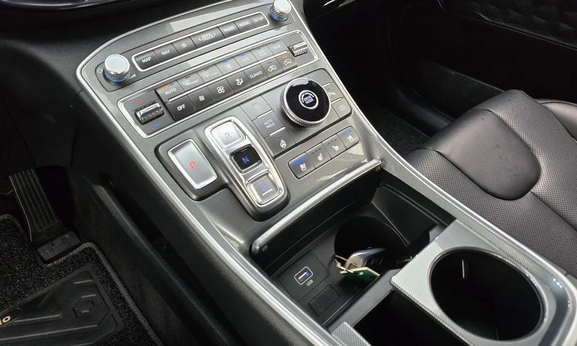 Hyundai Santafe — фото 9